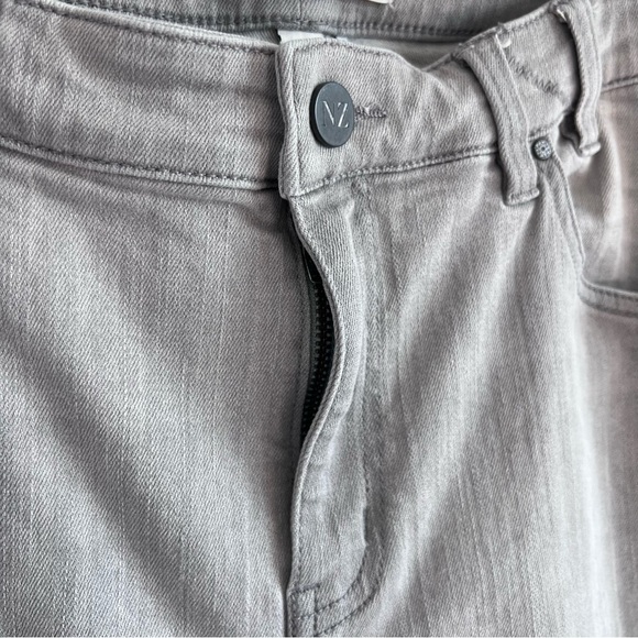 NIC+ZOE Mid Rise Straight Ankle Jeans in Mercury - Picture 8 of 16